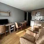 Kosy - La Maison Des Chercheurs Aparthotel *