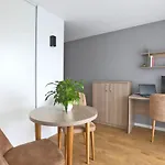 Kosy - La Maison Des Chercheurs Aparthotel