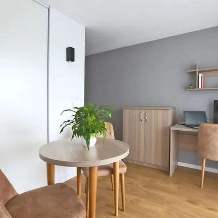 Kosy - La Maison Des Chercheurs Aparthotel