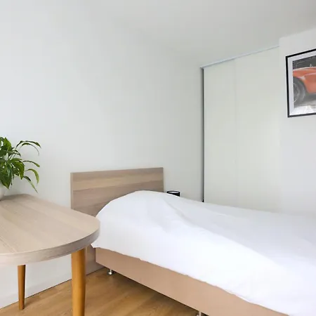 Kosy - La Maison Des Chercheurs Aparthotel