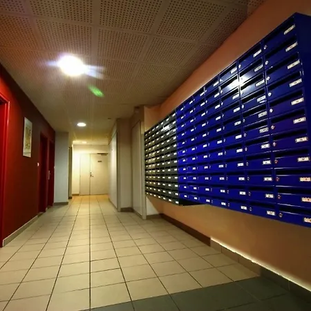 Kosy - La Maison Des Chercheurs Aparthotel