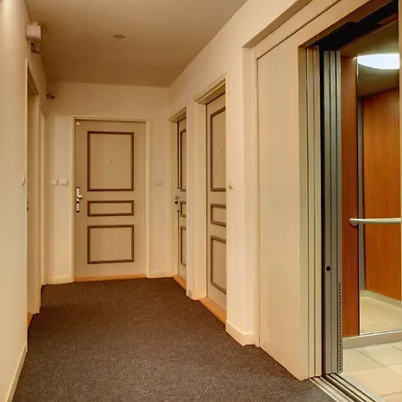 公寓式酒店 Kosy - La Maison Des Chercheurs 旺德夫尔莱南锡