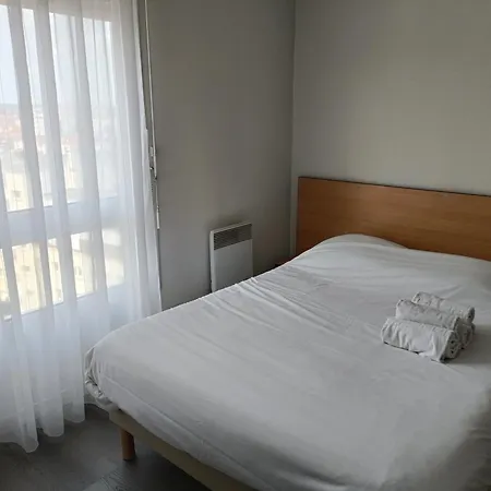 Kosy - La Maison Des Chercheurs Aparthotel