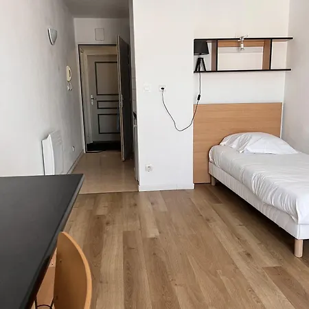 Kosy - La Maison Des Chercheurs Aparthotel