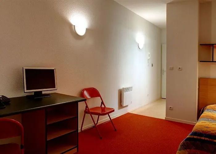 Apartahotel Kosy - La Maison Des Chercheurs *