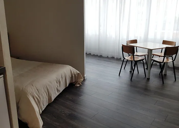 Kosy - La Maison Des Chercheurs Apartahotel *