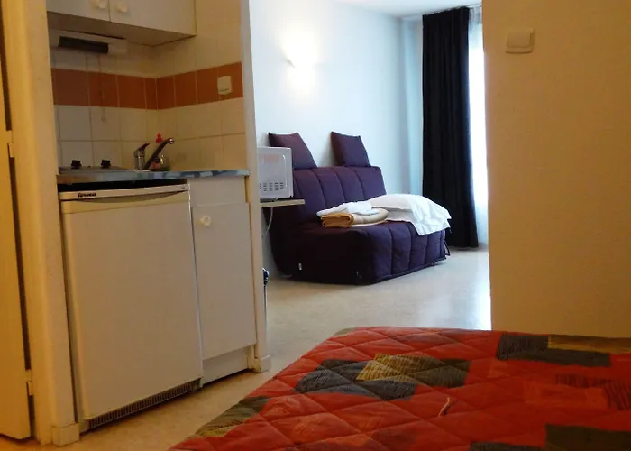 Kosy - La Maison Des Chercheurs Apartahotel *